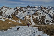 72 Scendendo al Passo di Tartano con vista sui Laghi di Porcile e su da sx Cima Vallocci, Cadelle e Valegino